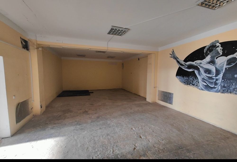 Сдам в аренду 150 квадратов в центре города