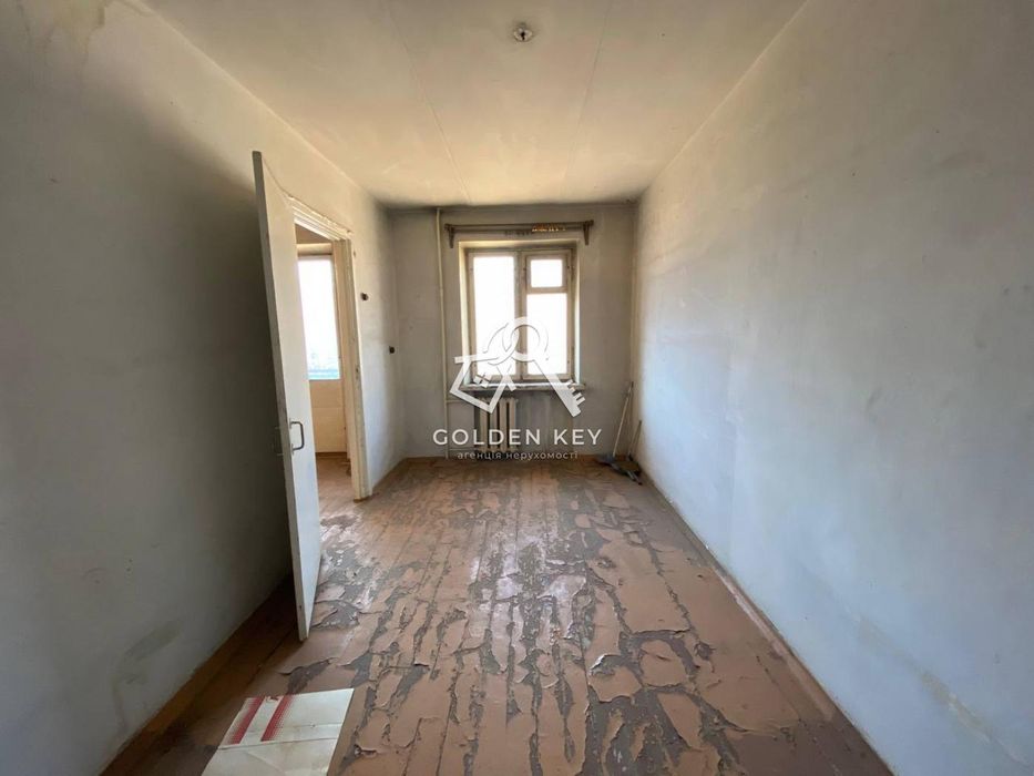 Продаж 3-кімнатної квартири на Соцмісті