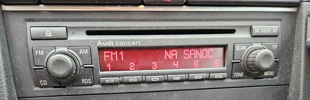 Audi A4 B7 radio Concert