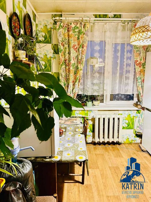 Продам 2 к квартиру ж/м Тополя-3