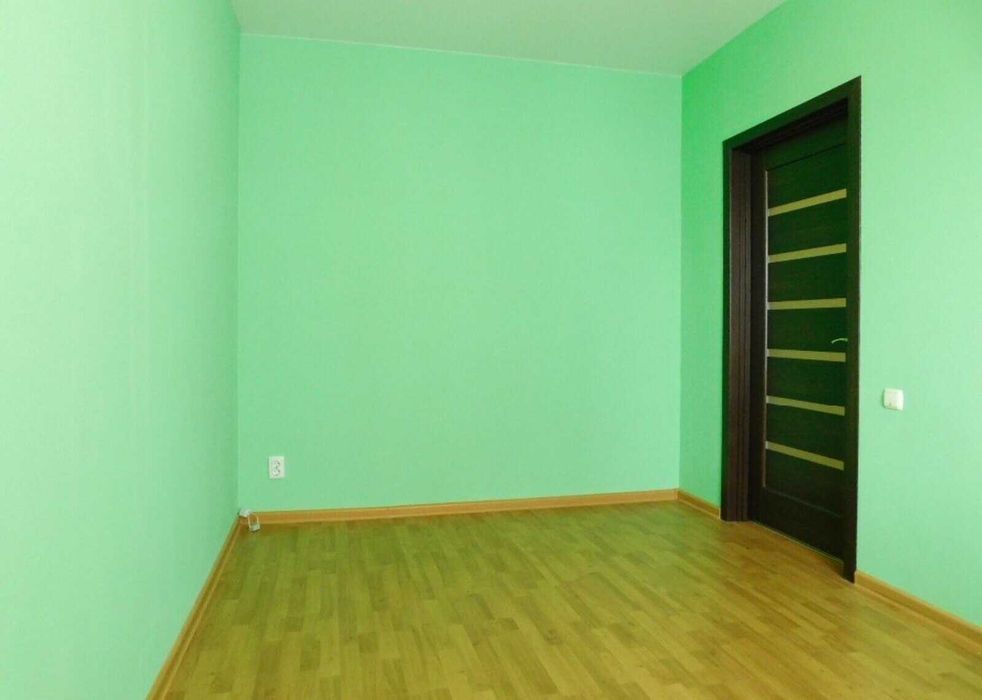 Продається 3-кімнатна квартира з ремонтом на Поділлі