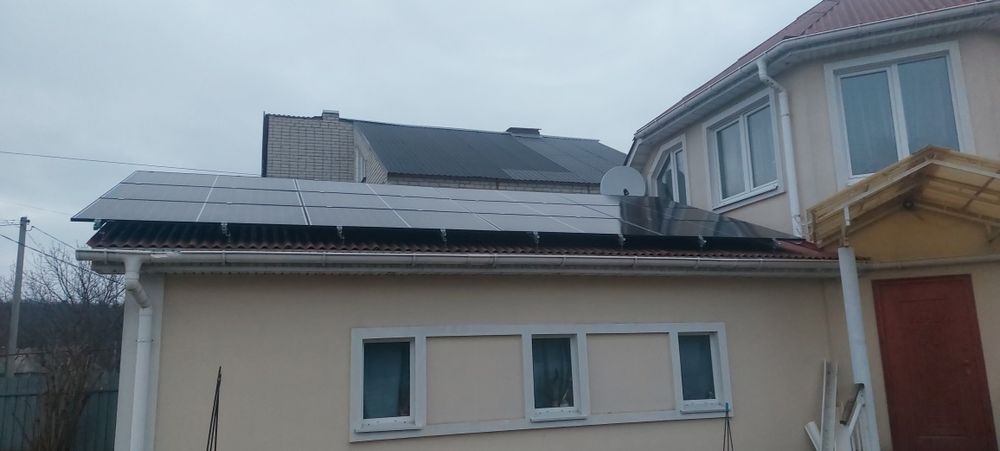 Інвертор luxpower 6кВт.