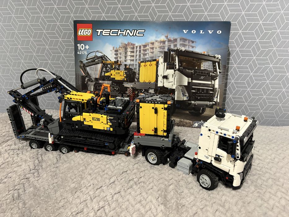 Lego Technic 42175 Volvo