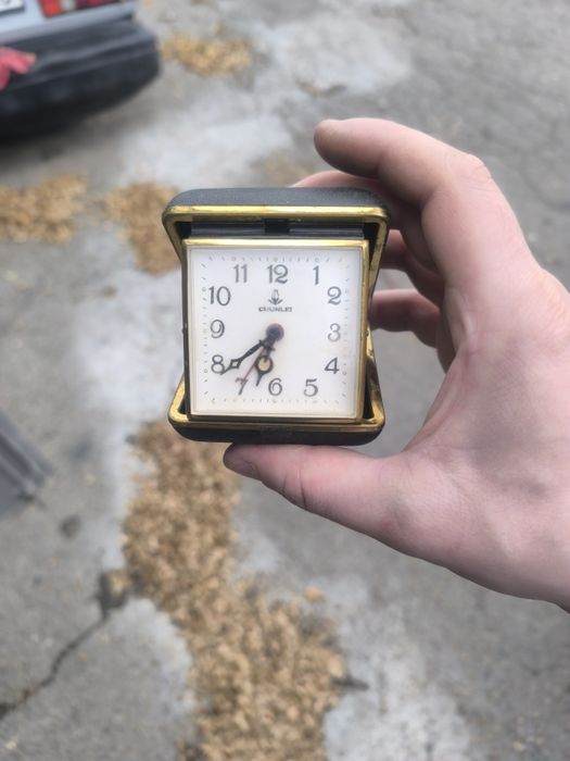 Годинник дорожній