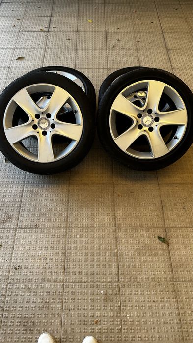 Jantes Mercedes R17 + 4 Pneus 225/45 R17