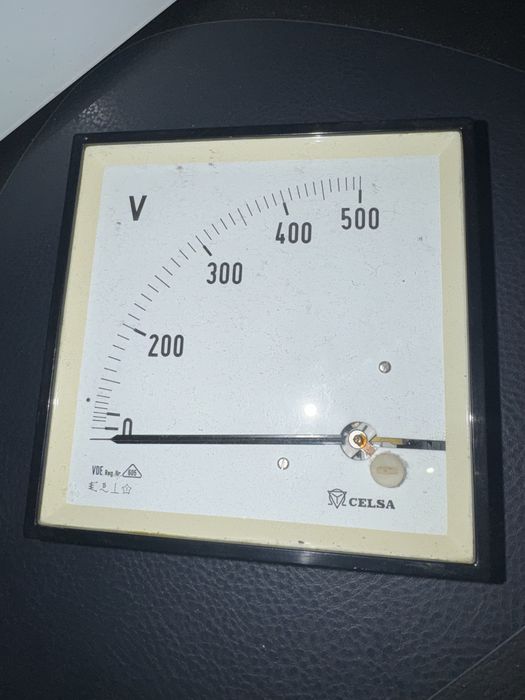 Voltimetro antigo