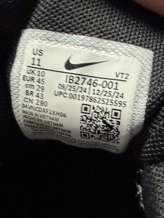Кросівки чоловічі Nike Air Zoom Upturn SC 45р