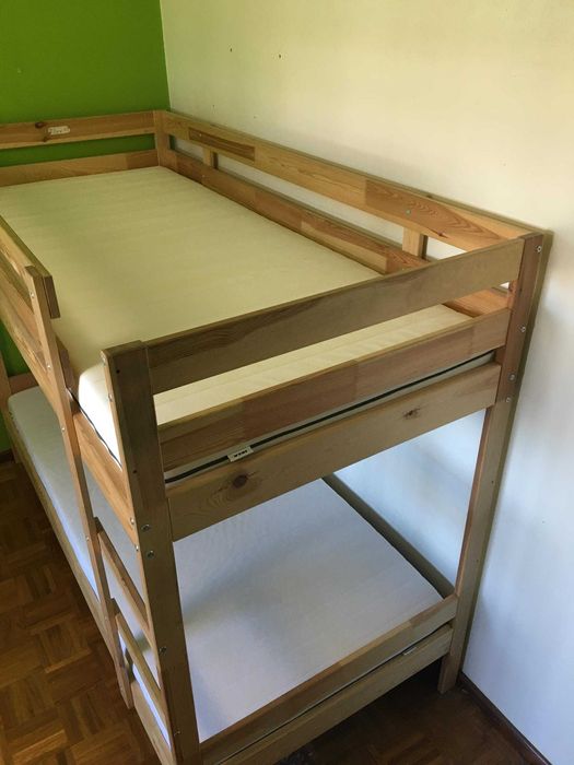 Beliche Ikea Mydal em bom estado