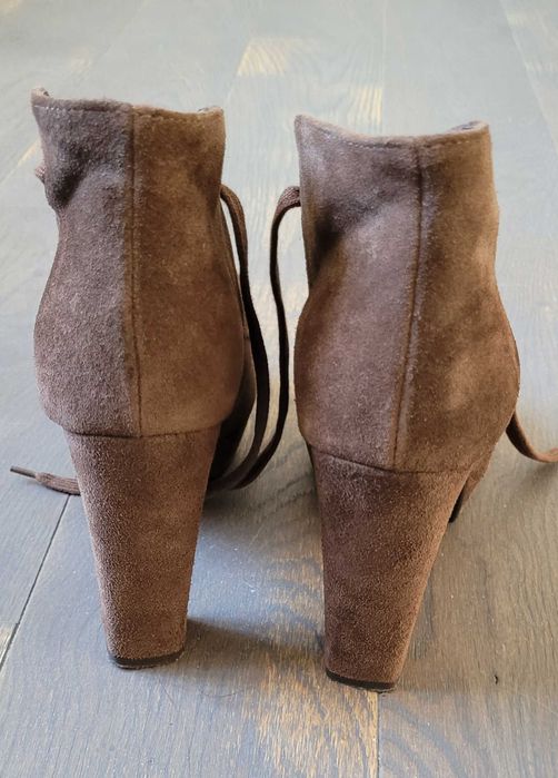 Ботильоны Benetton  39 размер замш натуральный состояние новых