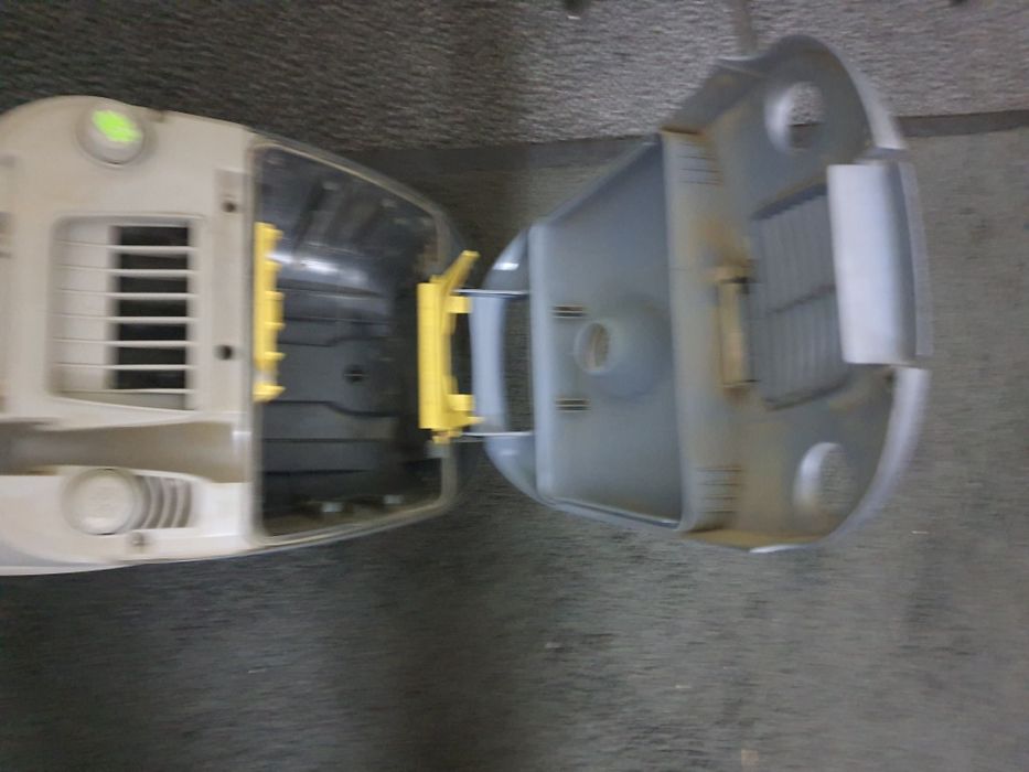 Пилосос, пилосмок, порохотяг Samsung VCC41U1V3P на запчастини