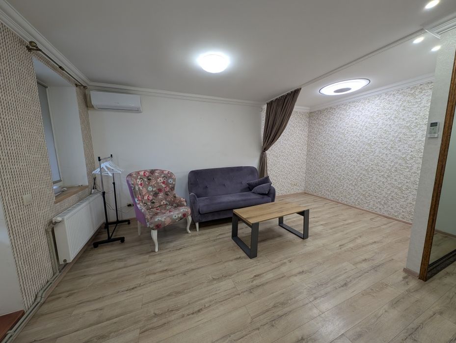 Продам приміщення 25м2 біля Ратуші 3 поверх