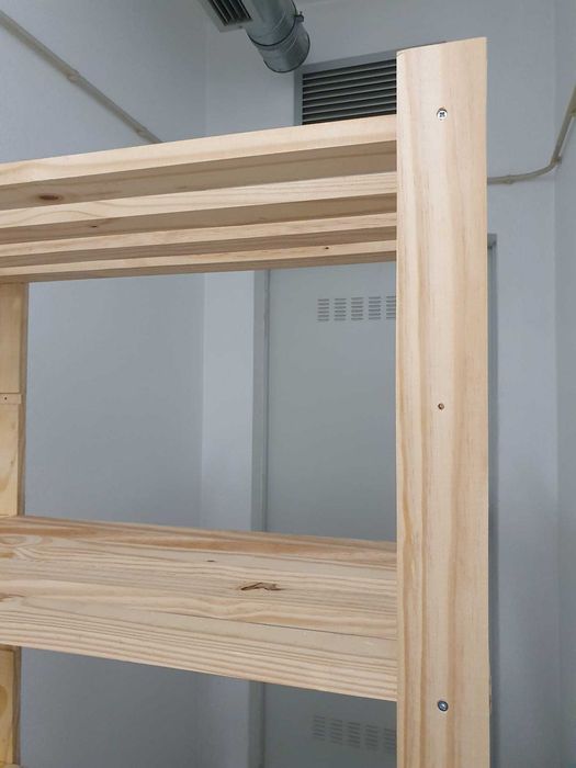 Wooden pine shelf | Estante de pinho 5 prateleiras (Leroy Merlin)