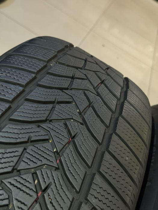 Шини зимові 235/55/19 Dunlop WSD5 235 55 19 зимние шины