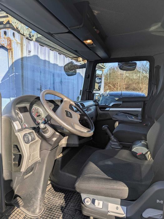 MAN TGL 8.180, Bj.2015, 179000km, Caixa, Reboque