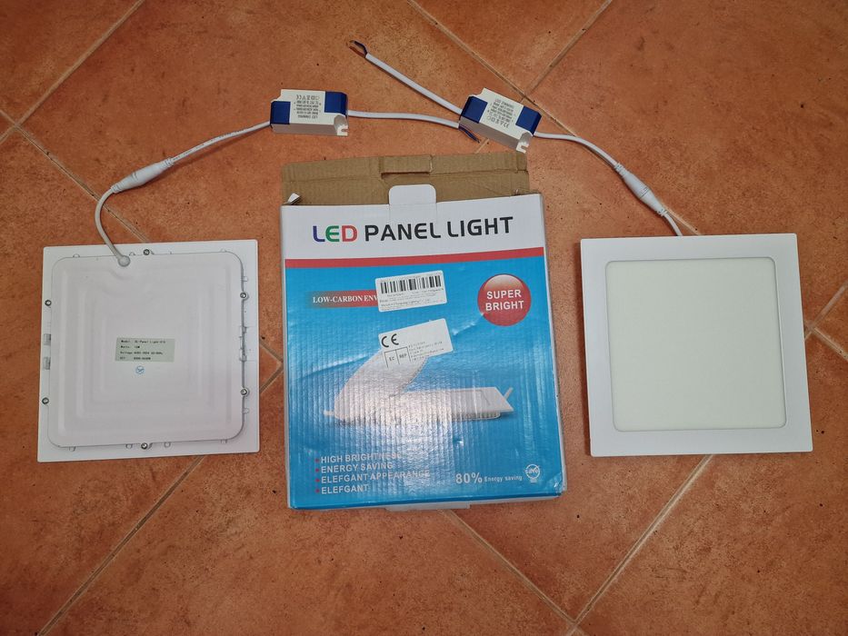 Painel LED quadrado de embutir com luz branca 15W
