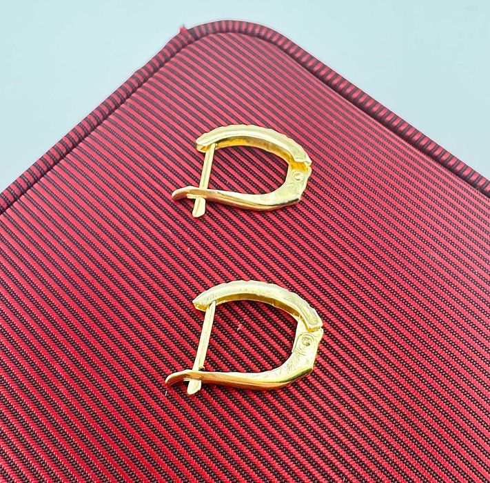 Piękne złote kolczyki 1,20g 585 14K dł. 1,5cm