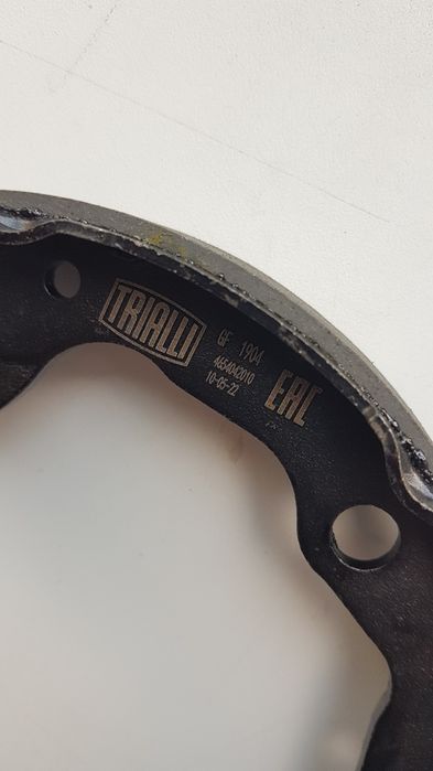 Колодки тормозные стояночного тормоза Toyota Rav4 (00-) 172x32