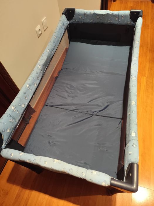 Cama de viagem c/ colchão