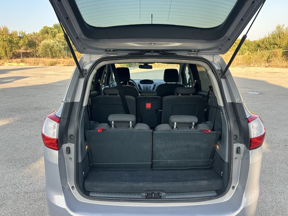 Ford Grand C-Max — fotografia 8