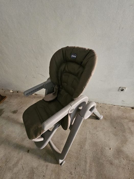 Vendo cadeira de bebé da Chico
