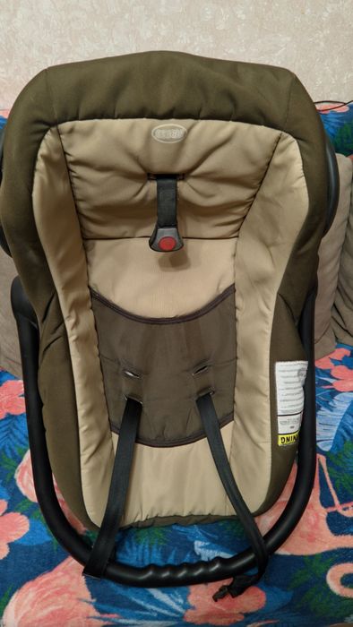 Автомобільне дитяче крісло 0-10 кг