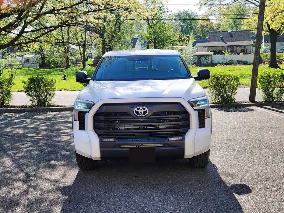 Toyota Tundra      2022