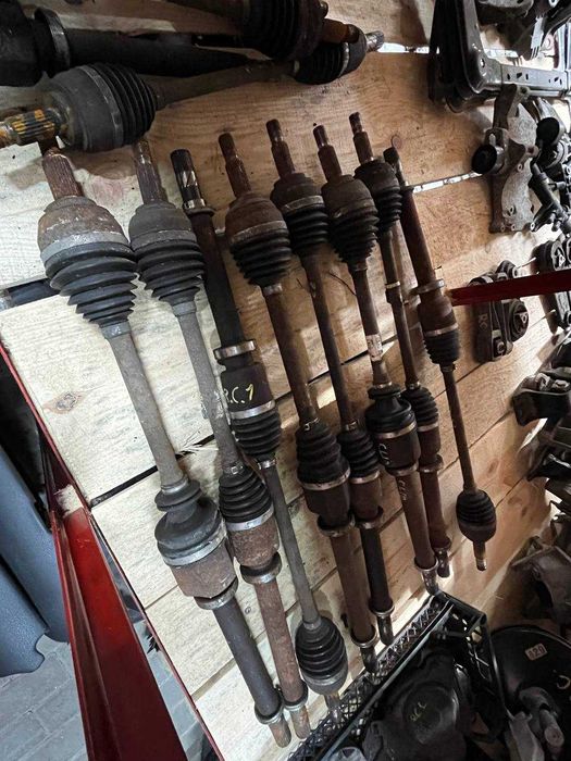 Піввісь ліва права Renault Clio 3 (2005-2013)