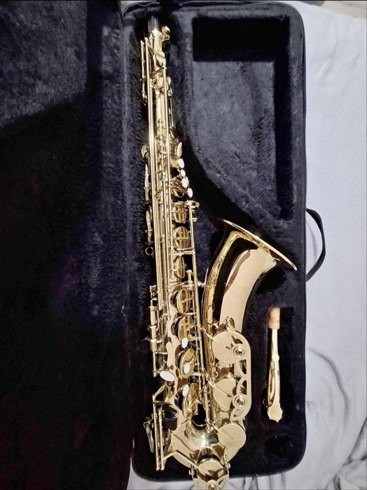 Saksofon tenorowy Ever Play