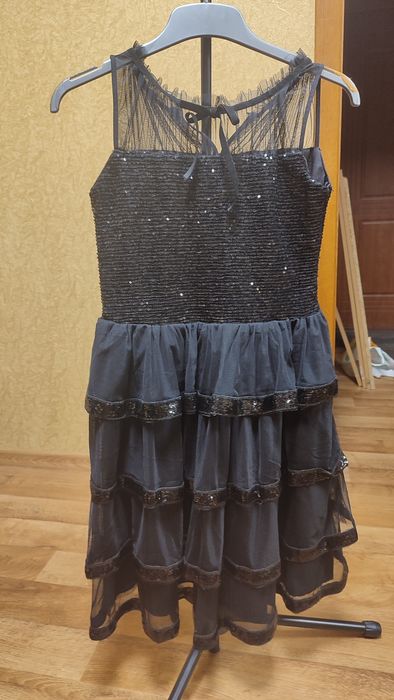 Нарядное платье на девочку, красивое платье, чёрное платье