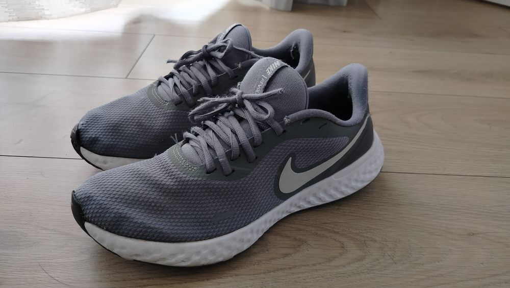 Buty sportowe nike