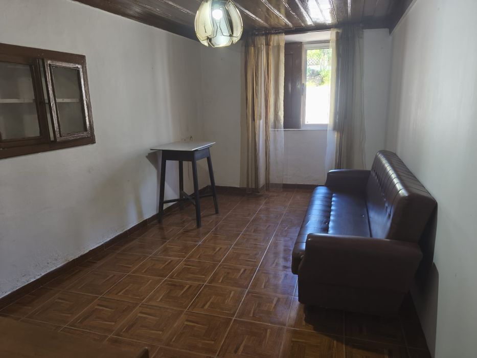 Casa Tomar, freguesia Alviobeira,Ceras