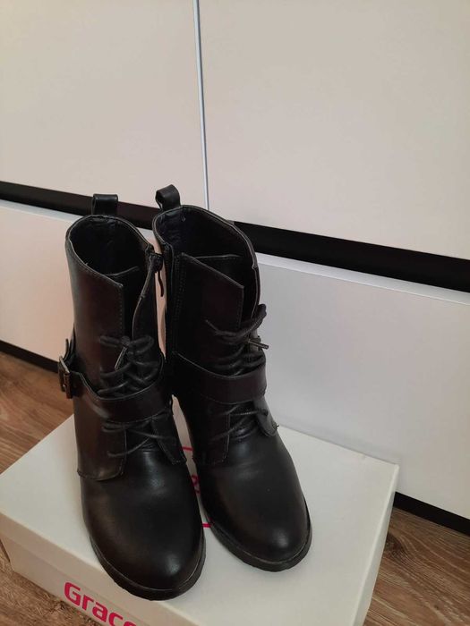 Buty na szpilkach