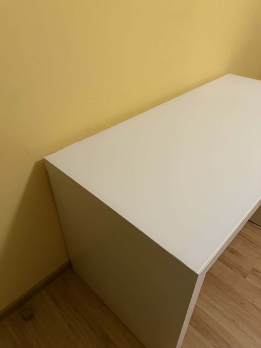 Biurko ze szklanym blatem, TRANSPORT W CENIE