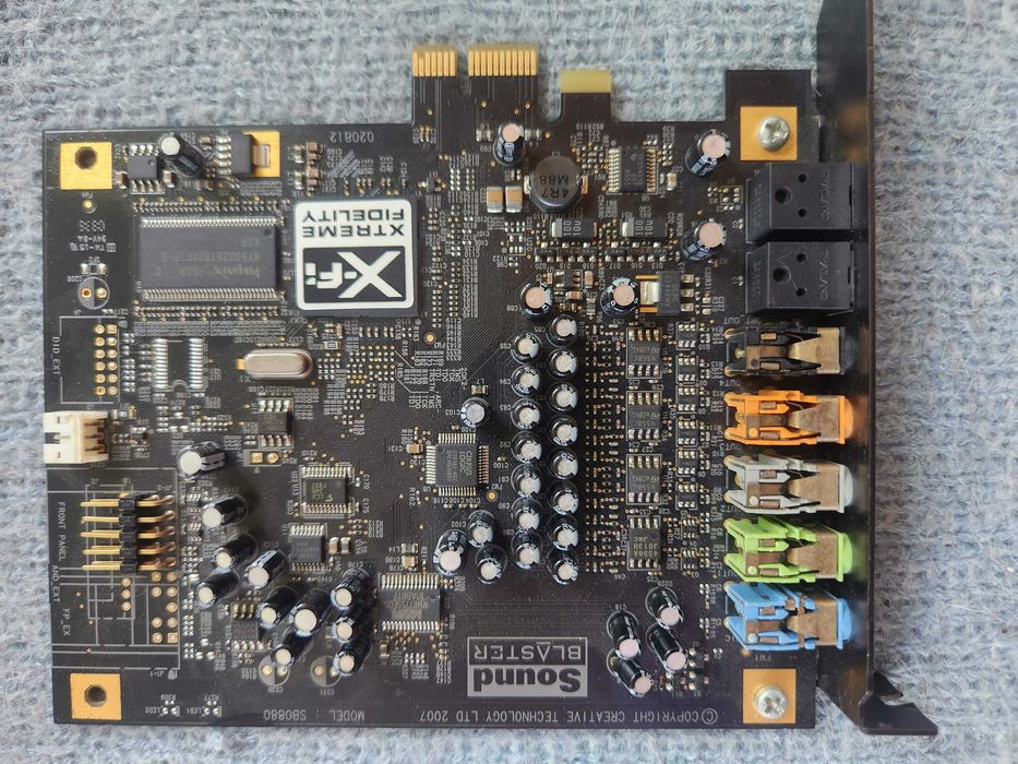 Звуковая карта PCI-e Creative X-Fi Titanium DSP 7.1 оптовыход оптовход SB0880 премиум