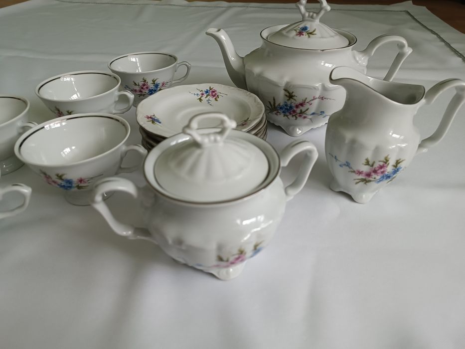 Porcela Wałbrzych serwis kawowy kompletny nieuszkodzony