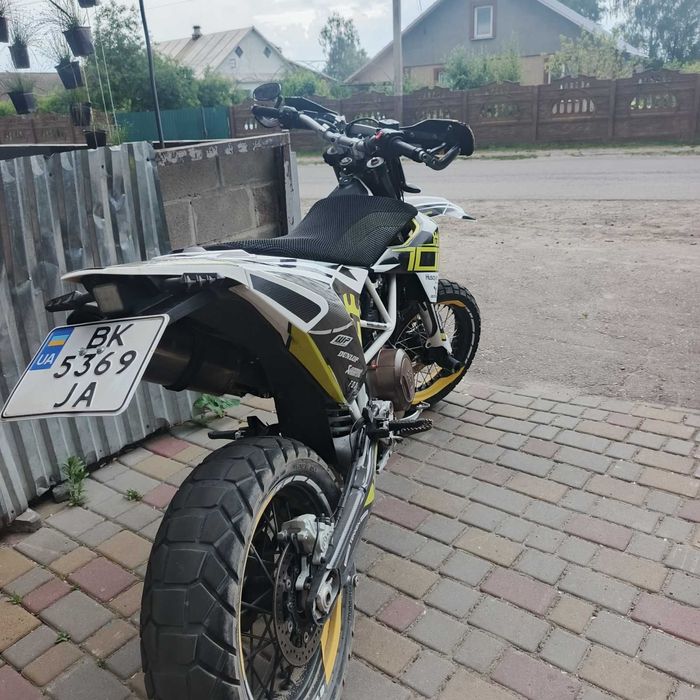 Supermoto Husgvarna 701, обмін на БМВ Є39