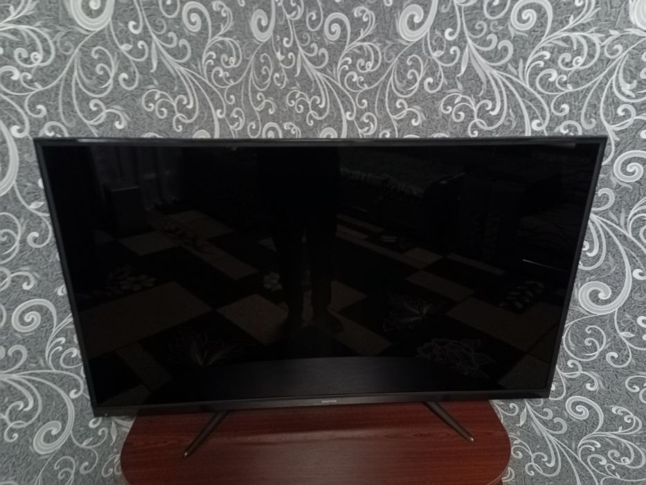 Телевизор Manta 50