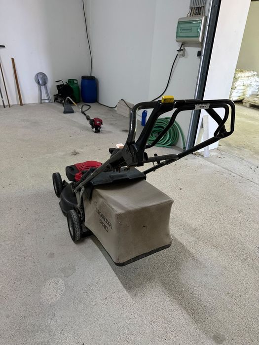 Máquina cortar relva honda HRH 536 PRO