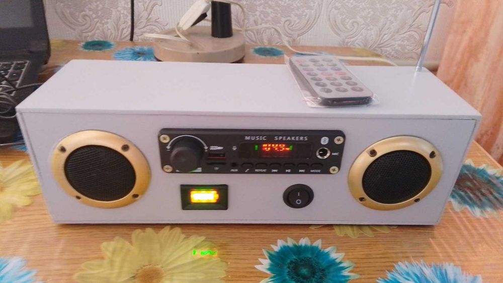 5 в 1  на аккумуляторах, мощность 10+10 Вт