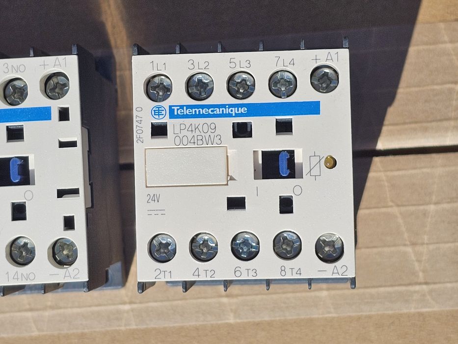 Lote 3 Contactores Telemecanique K-Line (LC1K09 / LP1K09 / LP4K09)