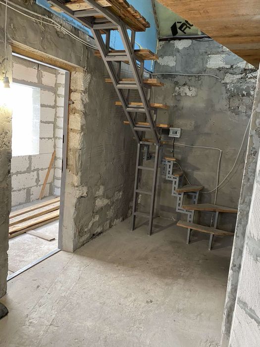 Продаю будинок у Хотянівці біля лісу