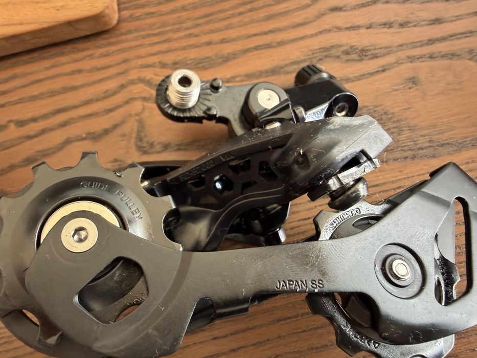 Desviador traseiro Shimano 105 RD-R7000-SS