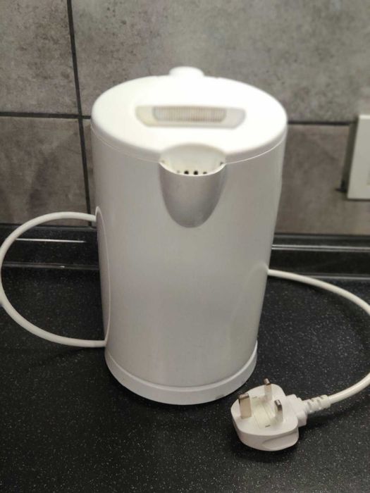Електрочайник Kettle KE01101CA-GS