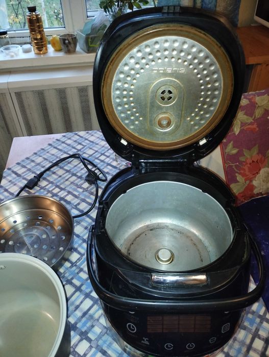 лопати,кухонна мультиварка,кавоварка