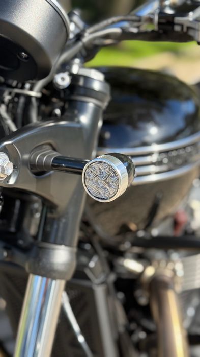 Triumph BonneVille T100