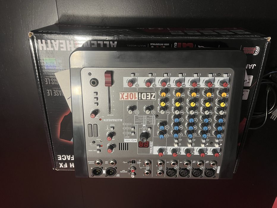 Mesa de mistura mixer + interface audio Allen Heath Zedi 10 FX