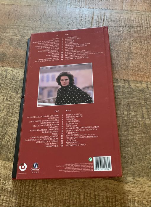 4 CD’S ,mais livro da Amalia Rodrigues