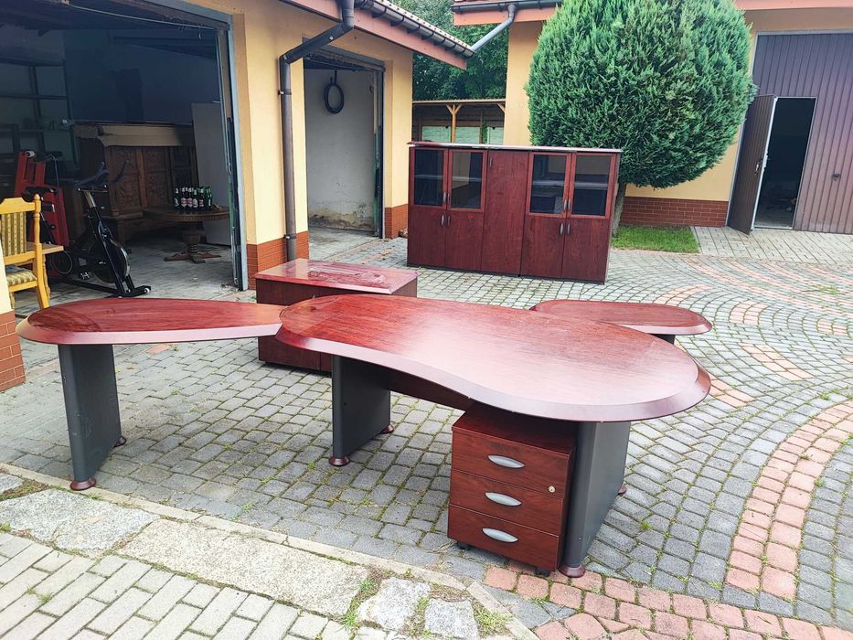 Komplet mebli biurowych/gabinetowych-solidny fornir, wbudowana lodówka