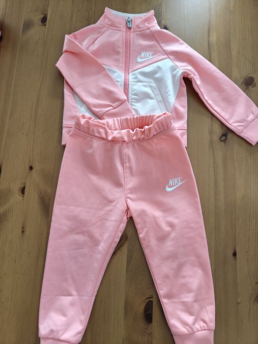 Zestawy Nike i Adidas 74-80