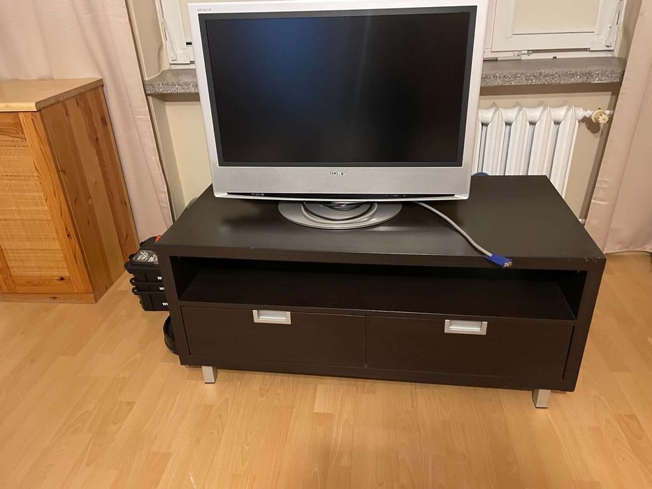 Komoda czarna z szufladami